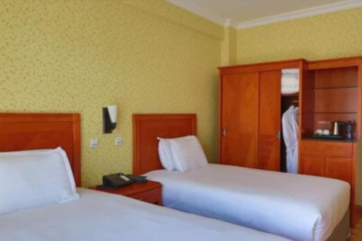 Abyssinia Renaissance Hotel Addis Ababa Exterior photo